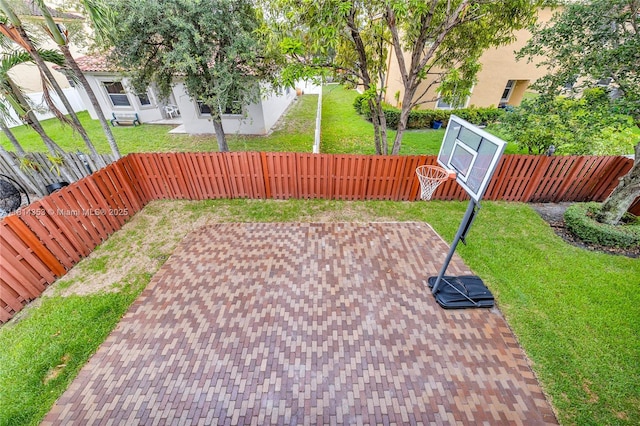 14141 SW 54th St, Miramar, FL 33027 - fenced backyard with a patio area