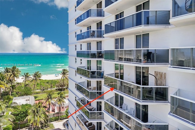 2401 Collins Ave Unit 1011, Miami Beach, FL 33140 - view of apartment building / complex with view of water and beach
