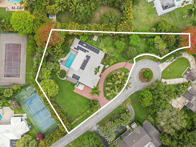 6005 SW 135th Ter, Pinecrest, FL 33156 - aerial overview of property's location with property parcel outlined