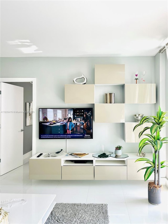 19390 Collins Ave Unit 911, Sunny Isles Beach, FL 33160 - view of tiled living room