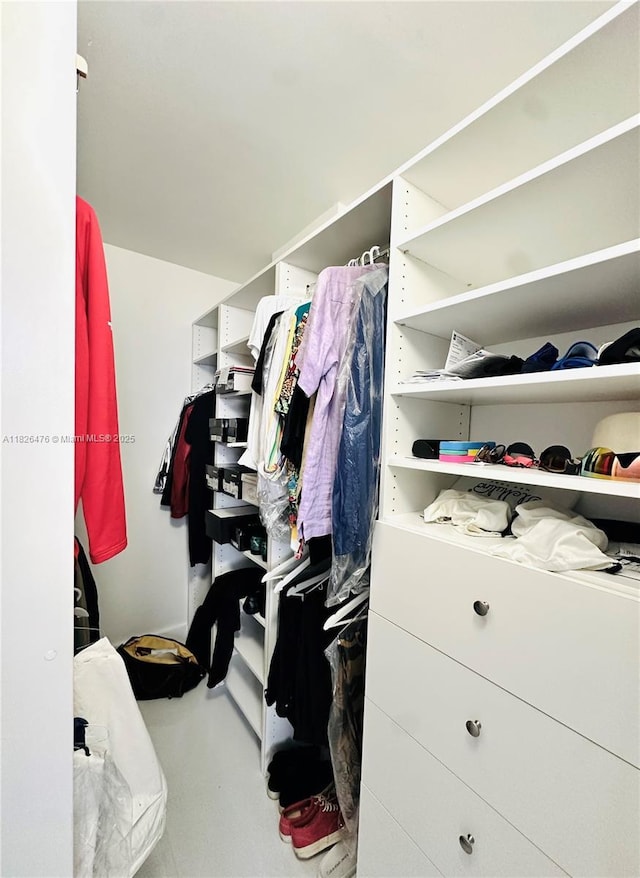 19390 Collins Ave Unit 911, Sunny Isles Beach, FL 33160 - view of walk in closet