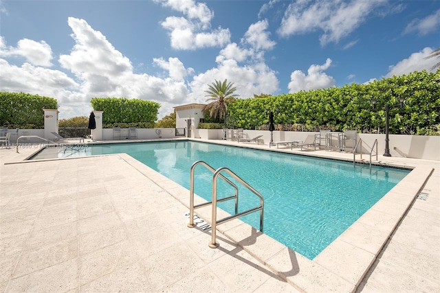 4100 Salzedo St Unit 515, Coral Gables, FL 33146 - community pool with a patio