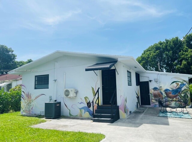 765 NW 46th St, Miami, FL 33127 - photo 14