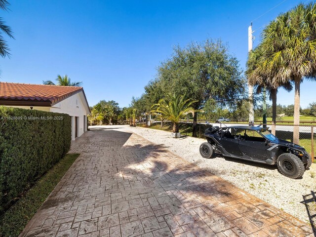 4501 SW 133rd Ave, Southwest Ranches, FL 33330 - view of brick / pavers driveway