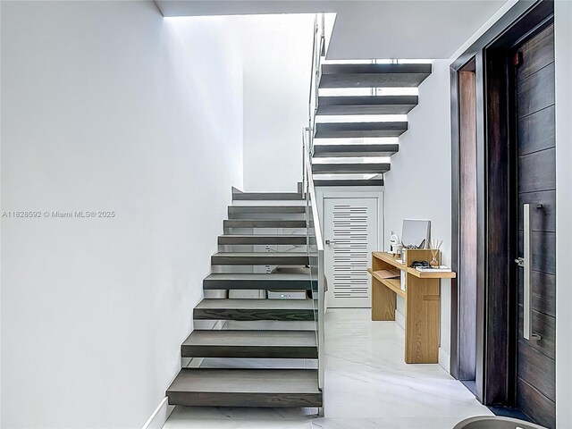 2890 N Ocean Dr, Hollywood, FL 33019 - photo 4