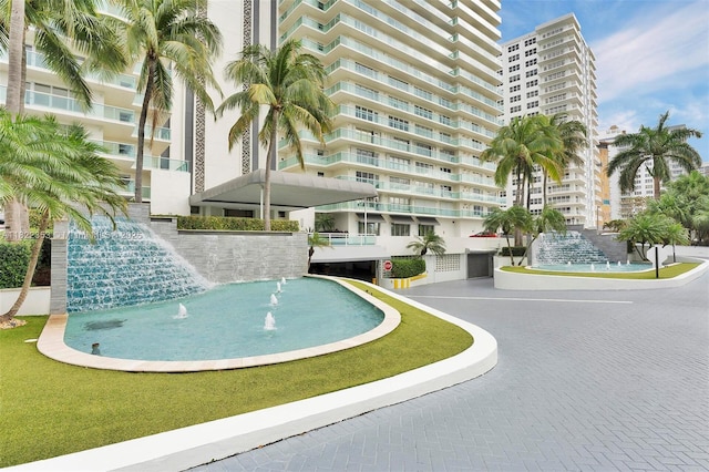 3900 Galt Ocean Dr Unit 506, Fort Lauderdale, FL 33308 - view of swimming pool