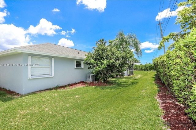 767 SE 22nd Dr, Homestead, FL 33033 - view of grassy yard