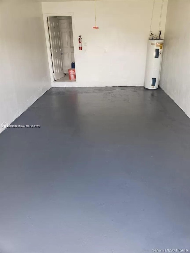 767 SE 22nd Dr, Homestead, FL 33033 - garage featuring water heater