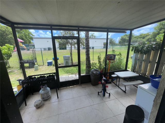 3370 Beau Rivage Dr, Pompano Beach, FL 33064 - view of sunroom / solarium