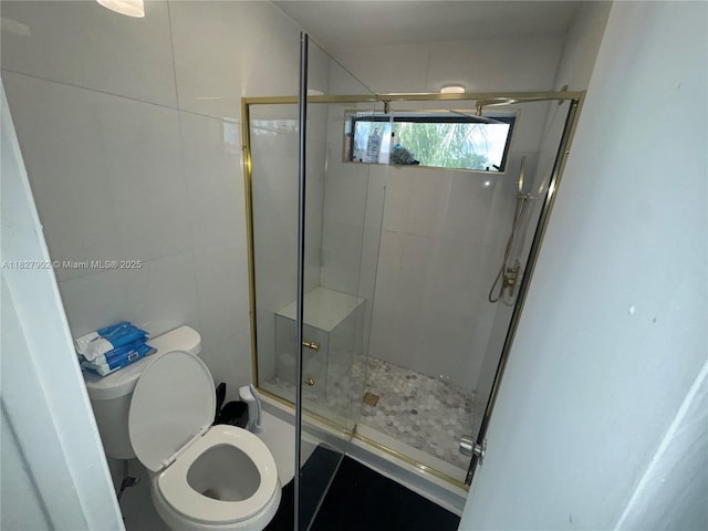3370 Beau Rivage Dr, Pompano Beach, FL 33064 - bathroom featuring a shower stall