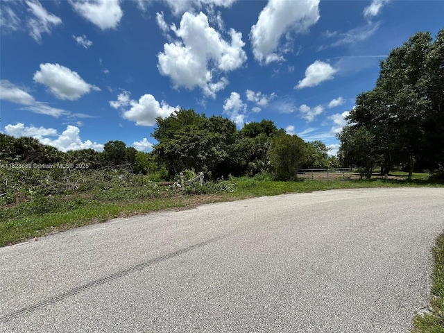 1052 Oak St, Moore Haven, FL 33471 - photo 3