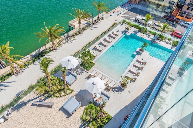 2900 NE 7th Ave Unit 2303, Miami, FL 33137 - bird's eye view of a pool and a nearby body of water