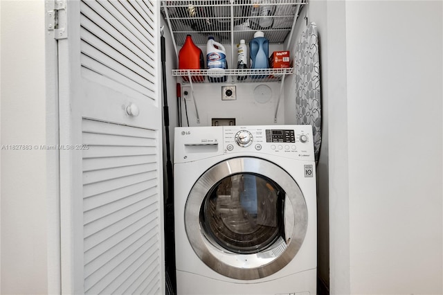 300 S Biscayne Blvd Unit T-1403, Miami, FL 33131 - washroom with washer / dryer