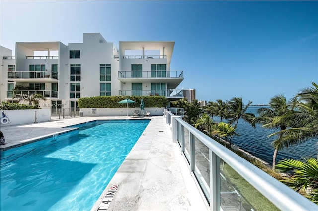 720 NE 62nd St Unit 403, Miami, FL 33138 - view of community pool
