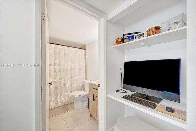 9255 SW 125th Ave Unit 108R, Miami, FL 33186 - full bath with tile patterned floors, vanity, and curtained shower