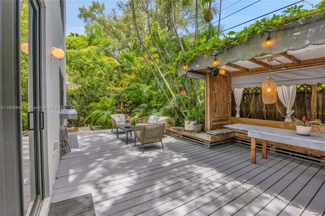 2427 Tequesta Ln, Miami, FL 33133 - view of wooden deck