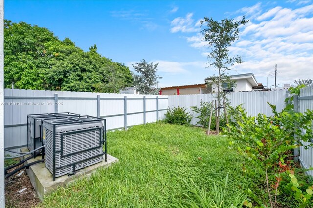 1831 NW 67th St, Miami, FL 33147 - photo 31