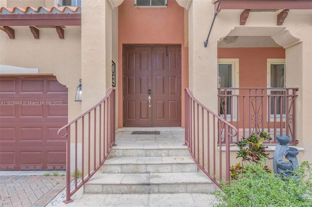 2620 SW 150th Ct, Miami, FL 33185 - doorway to property featuring stucco siding