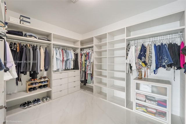 88 SW 7th St Unit 4101, Miami, FL 33130 - view of spacious closet