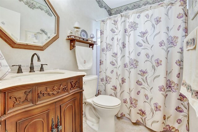 16702 NW 73rd Ct, Hialeah, FL 33015 - bathroom featuring vanity, tile patterned flooring, and a shower with curtain
