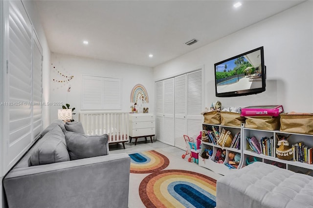 1330 Harrison St, Hollywood, FL 33019 - living area with recessed lighting