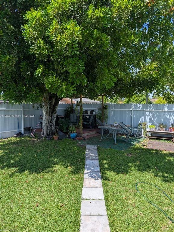 1206 Archdale St, Lehigh Acres, FL 33936 - view of yard