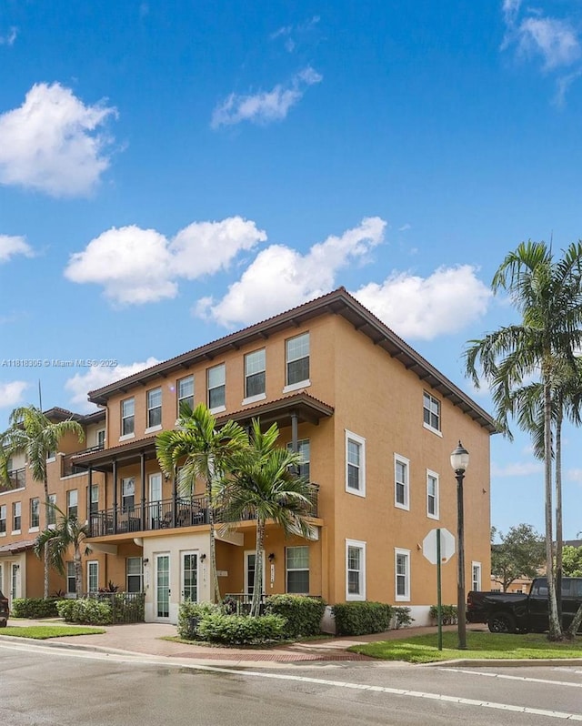 14776 SW 10th St Unit 10501, Pembroke Pines, FL 33027 - view of building exterior
