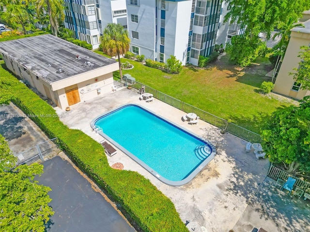 9159 SW 77th Ave Unit 314, Miami, FL 33156 - community pool with a patio area