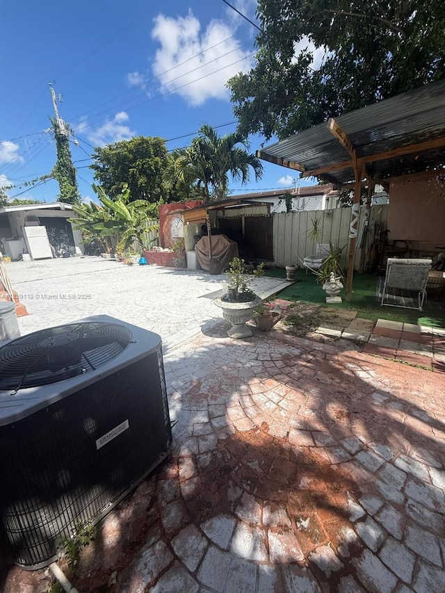 7900 SW 21st Ter, Miami, FL 33155 - view of patio with a jacuzzi