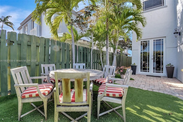 1110 SE 4th Ave, Fort Lauderdale, FL 33316 - view of patio with french doors