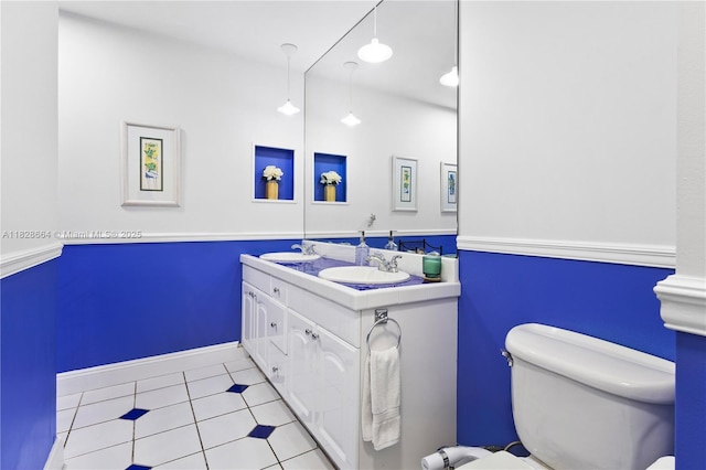16400 SW 80th Ave, Palmetto Bay, FL 33157 - bathroom featuring tile patterned flooring and double vanity