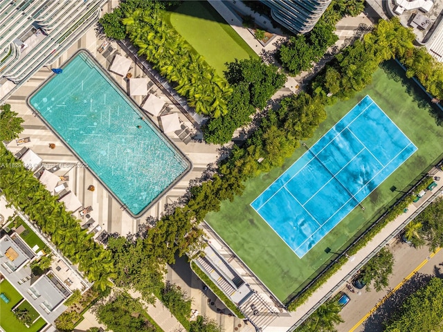 121 NE 34th St Unit 1514, Miami, FL 33137 - drone / aerial view of a pool area