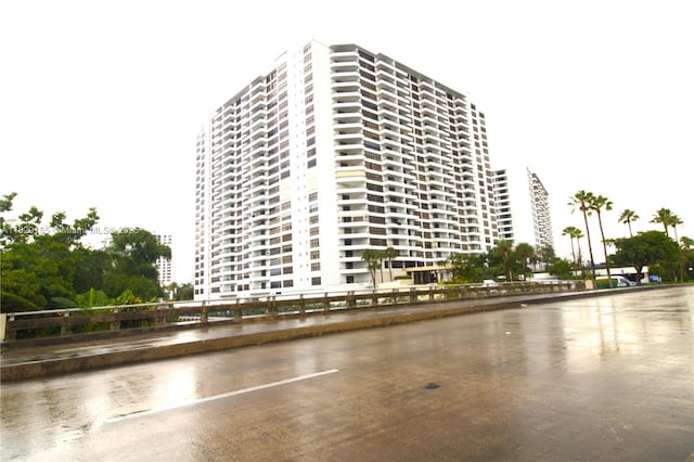2500 Parkview Dr Unit 312, Hallandale Beach, FL 33009 - photo 2