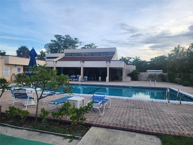 2541 Aragon Blvd Unit 105, Sunrise, FL 33322 - community pool with a patio area
