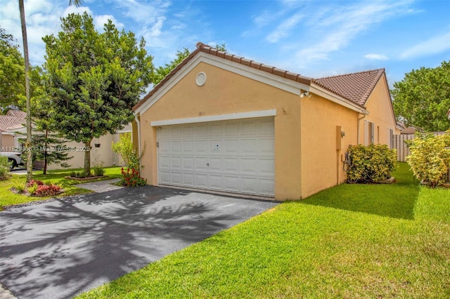 1611 Palermo Dr, Weston, FL 33327 - view of front of home with stucco siding, a front lawn, driveway, and a garage