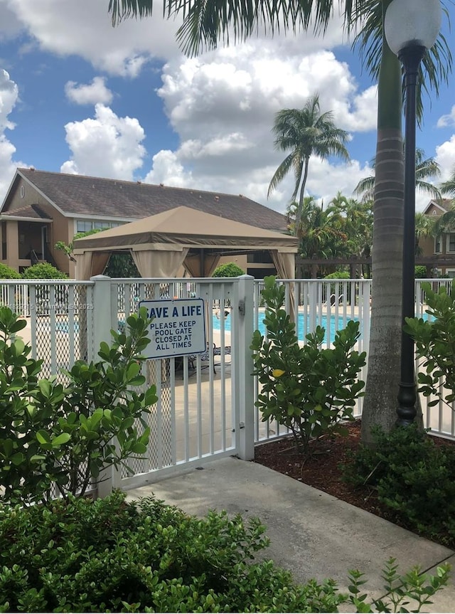10670 SW 156th Pl Unit 309, Miami, FL 33196 - view of gate