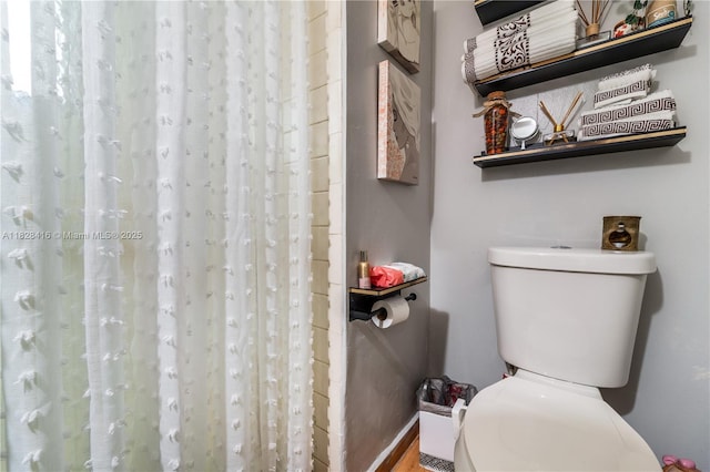 8065 W 14th Ct, Hialeah, FL 33014 - full bathroom with a shower with curtain