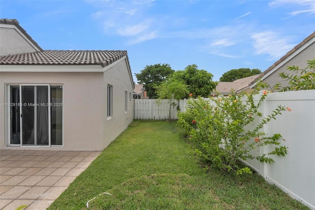 1592 Salerno Cir, Weston, FL 33327 - fenced backyard featuring a patio