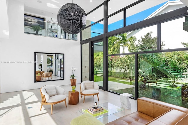 1410 S Biscayne Point Rd, Miami Beach, FL 33141 - community lobby featuring a high ceiling