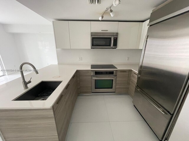 1300 Brickell Bay Dr Unit 1611, Miami, FL 33131 - photo 3