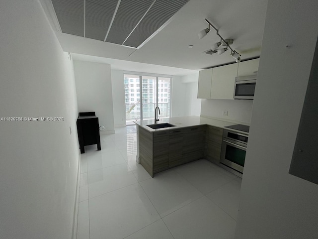 1300 Brickell Bay Dr Unit 1611, Miami, FL 33131 - photo 4