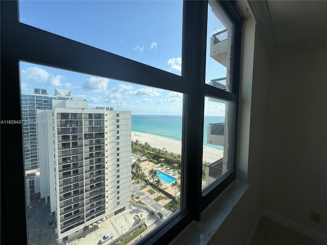 2555 Collins Ave Unit 2002, Miami Beach, FL 33140 - detailed view of unending shoreline and baseboards
