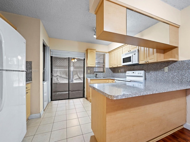 1310 W 46th St Unit 8, Hialeah, FL 33012 - photo 12