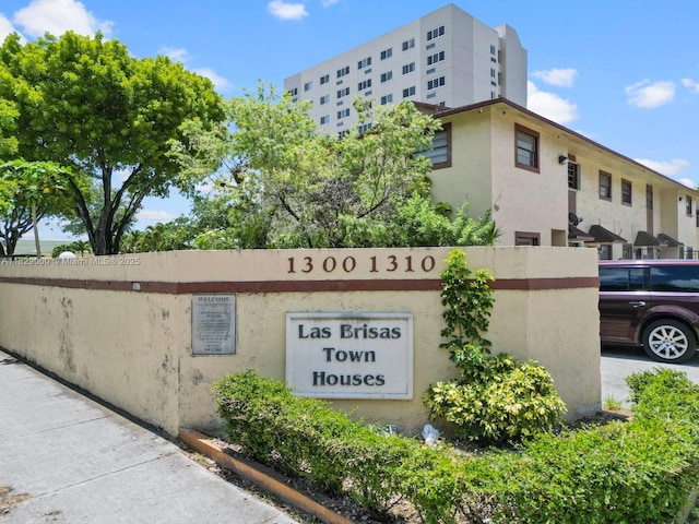 1310 W 46th St Unit 8, Hialeah, FL 33012 - photo 21