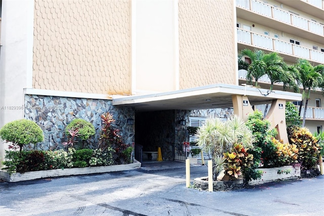 319 NE 14th Ave Unit 505, Hallandale Beach, FL 33009 - photo 2