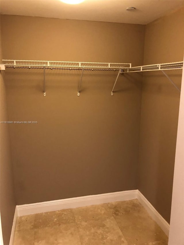 4100 Salzedo St Unit 505, Coral Gables, FL 33146 - view of walk in closet