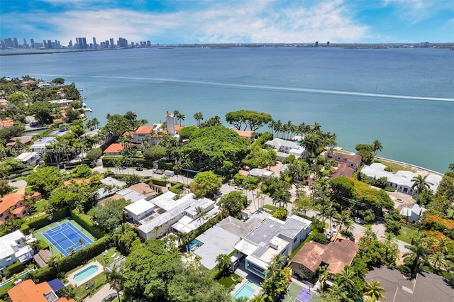 5055 N Bay Rd, Miami Beach, FL 33140 - aerial view of residential area featuring a nearby body of water and skyline