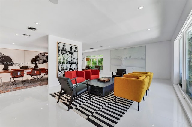 5055 N Bay Rd, Miami Beach, FL 33140 - living area with recessed lighting