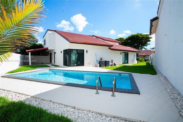10433 SW 118th Ct, Miami, FL 33186 - photo 1