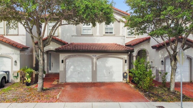 8159 NW 116th Ct, Doral, FL 33178 - photo 1